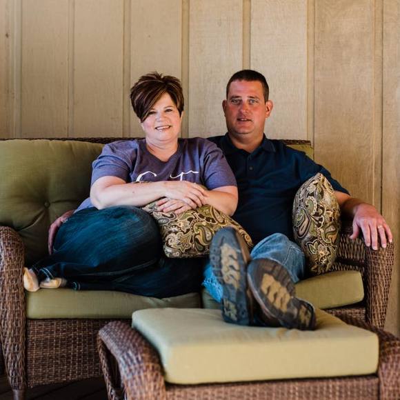 Meet your Posher, Julie - Picture 1 of 1